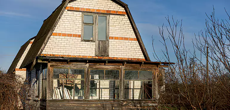 Own a Rental in Disrepair? We’ll Take It Off Your Hands in Sunrise Manor